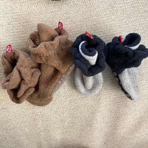 2 Pairs Zutano Gripper Booties